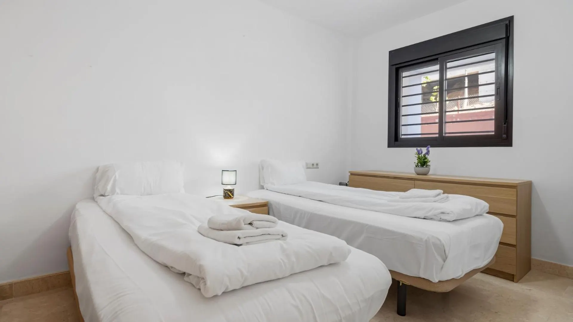 Apartment Cozy Getaway With Pool In Riviera Del Sol By Costarentals - Ref 99 Sitio de Calahonda