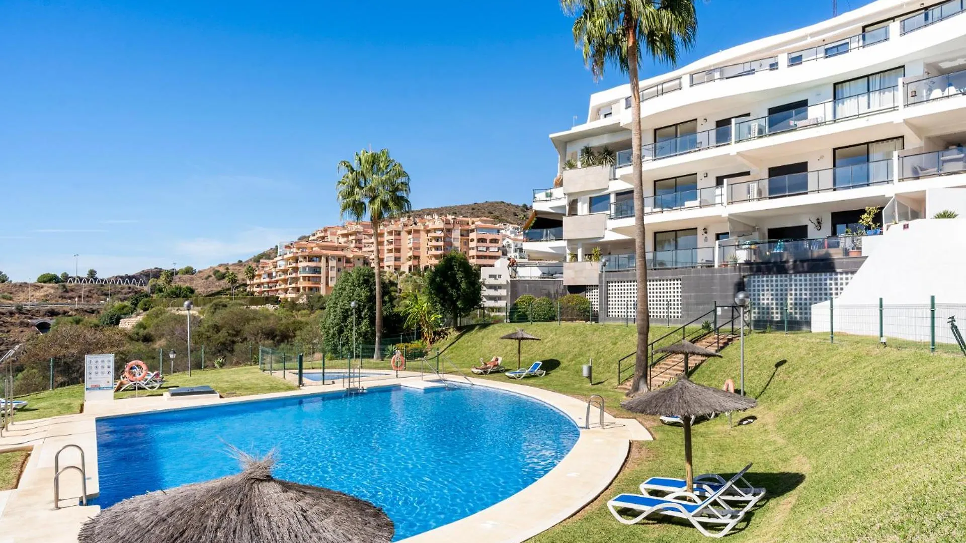Cozy Getaway With Pool In Riviera Del Sol By Costarentals - Ref 99 Sitio de Calahonda Apartment