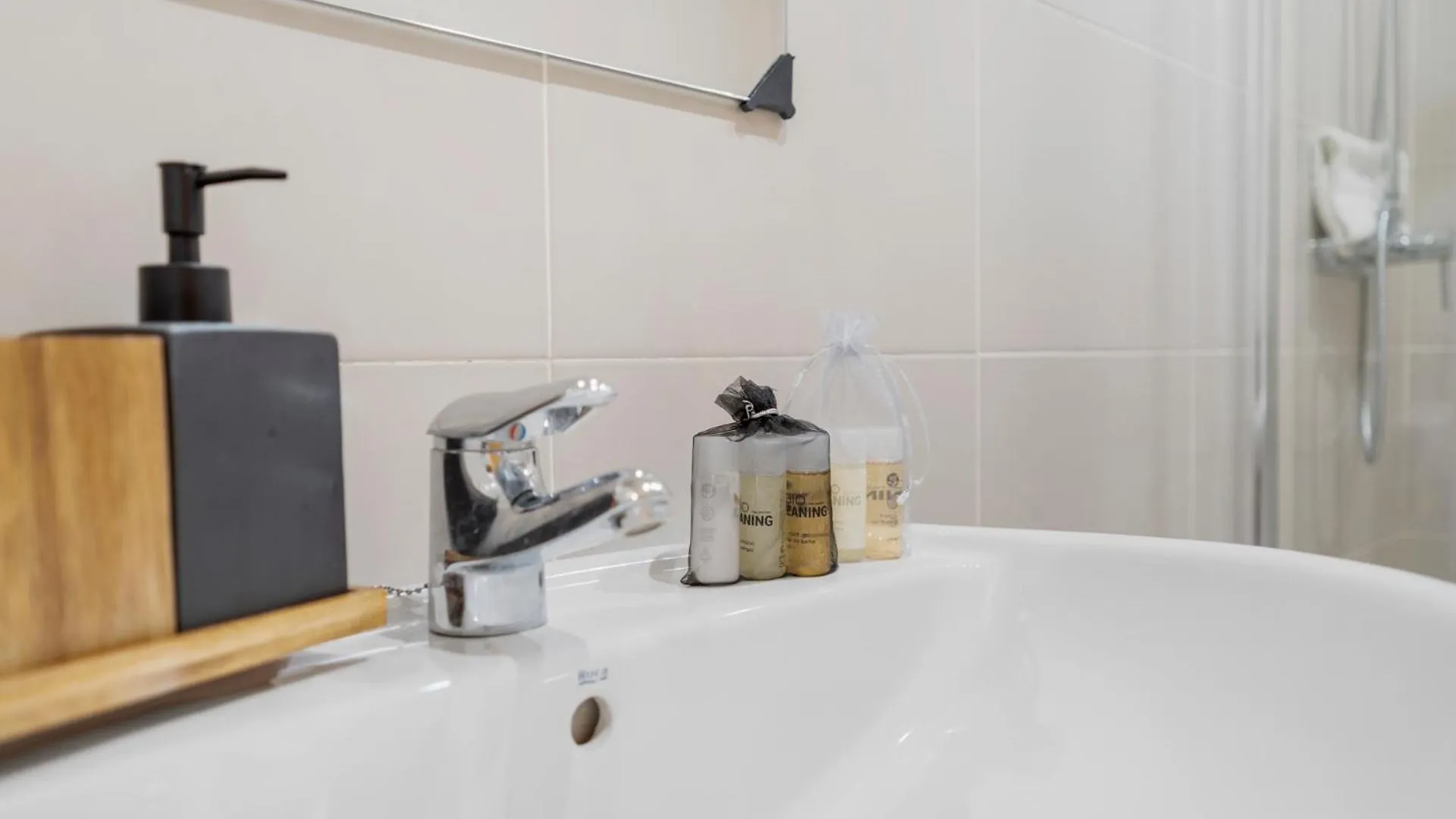 Apartment Cozy Getaway With Pool In Riviera Del Sol By Costarentals - Ref 99 Sitio de Calahonda Spain